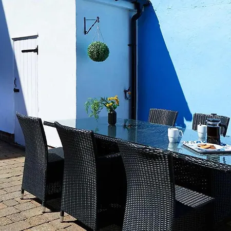 Ellis House - Beautiful House In Old Town *